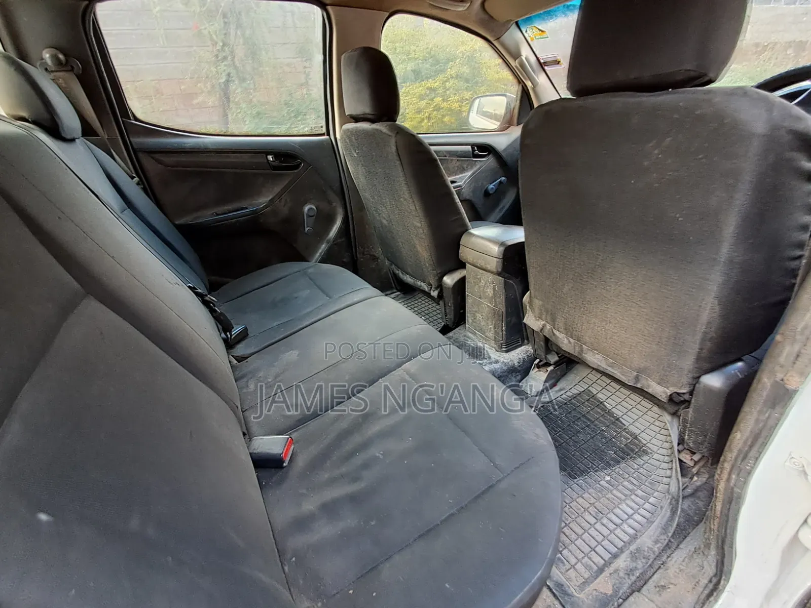 Isuzu D-MAX 2014 White
