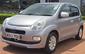 Toyota Passo 1.0 FWD 2015 Pink