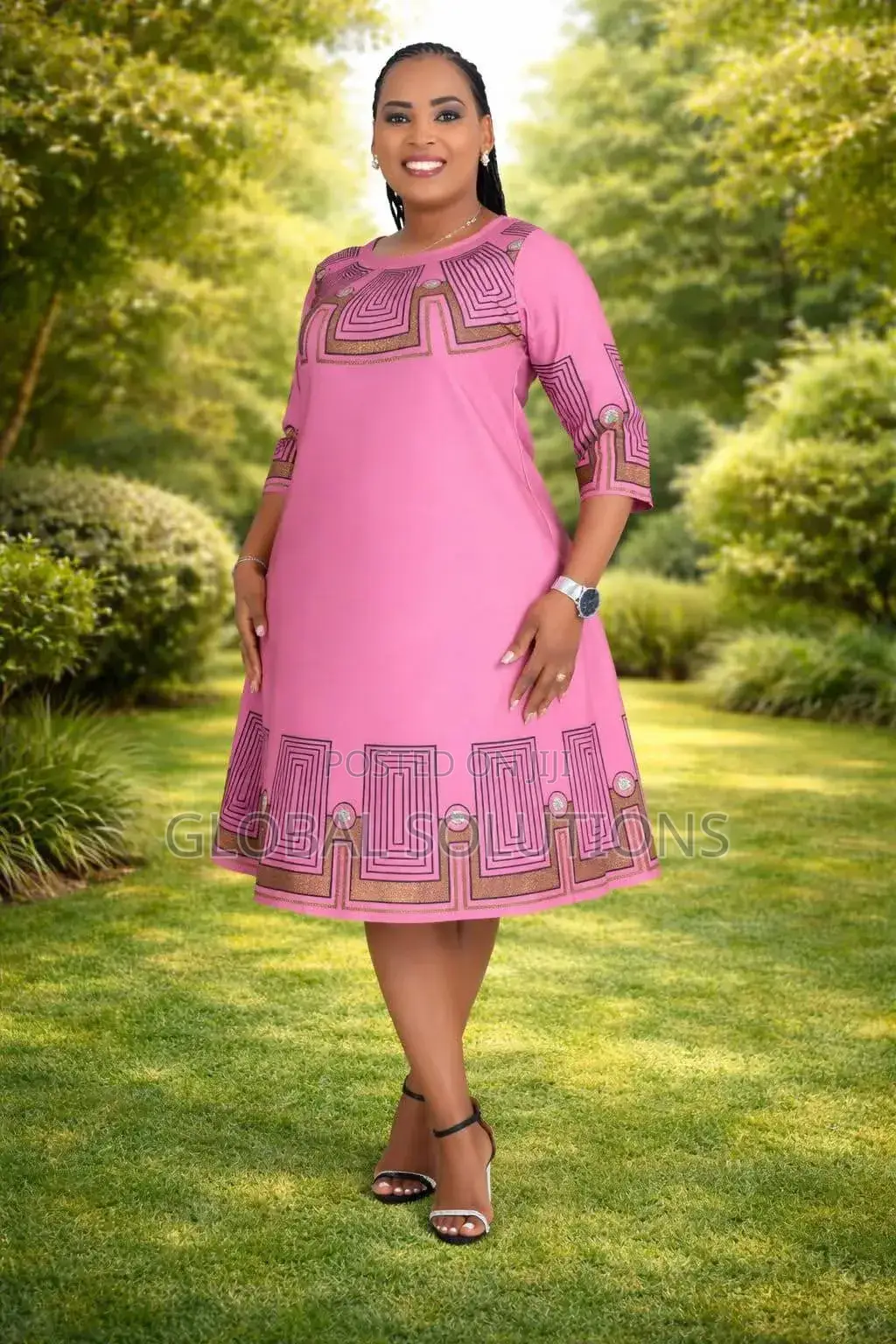 Senori Knee-Length Dresses