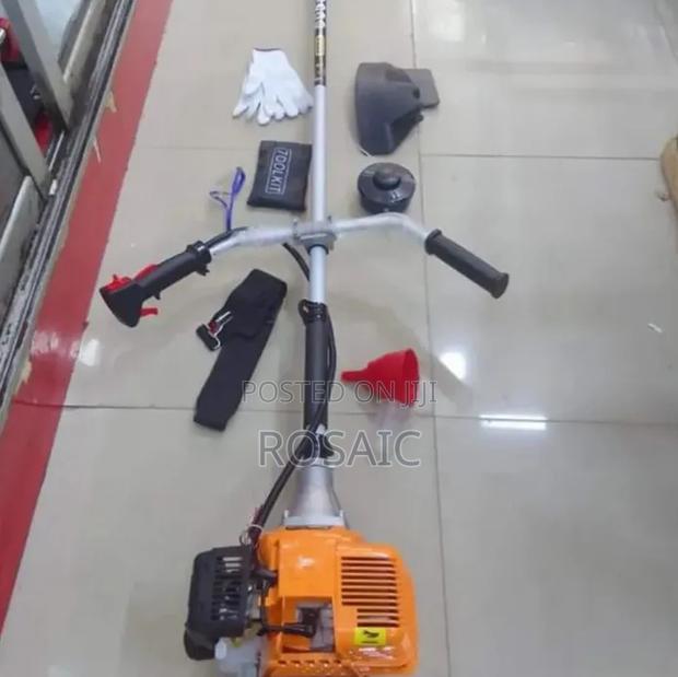 Dera 2 Stroke Brush Cutter