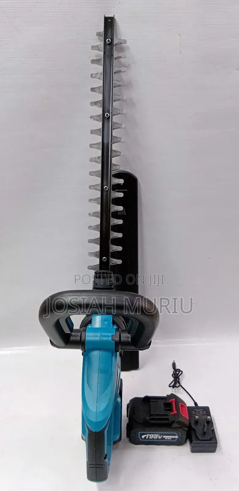 Makita Cordless Hedge Trimmer (198volts)