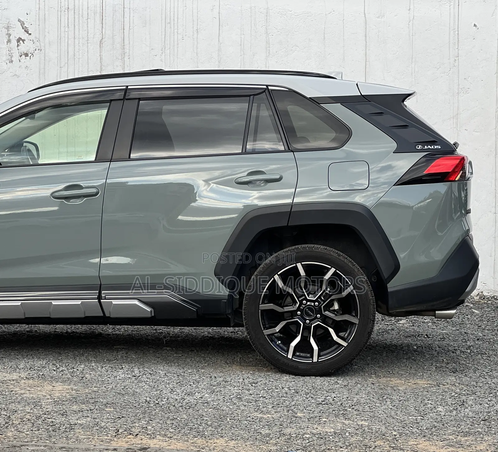 Toyota RAV4 Adventure 2019 Green