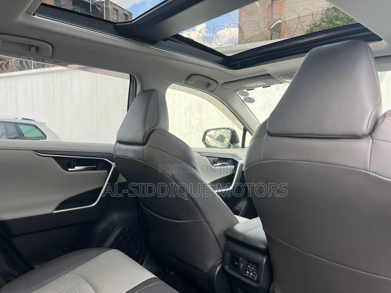 Toyota RAV4 Adventure 2019 Green