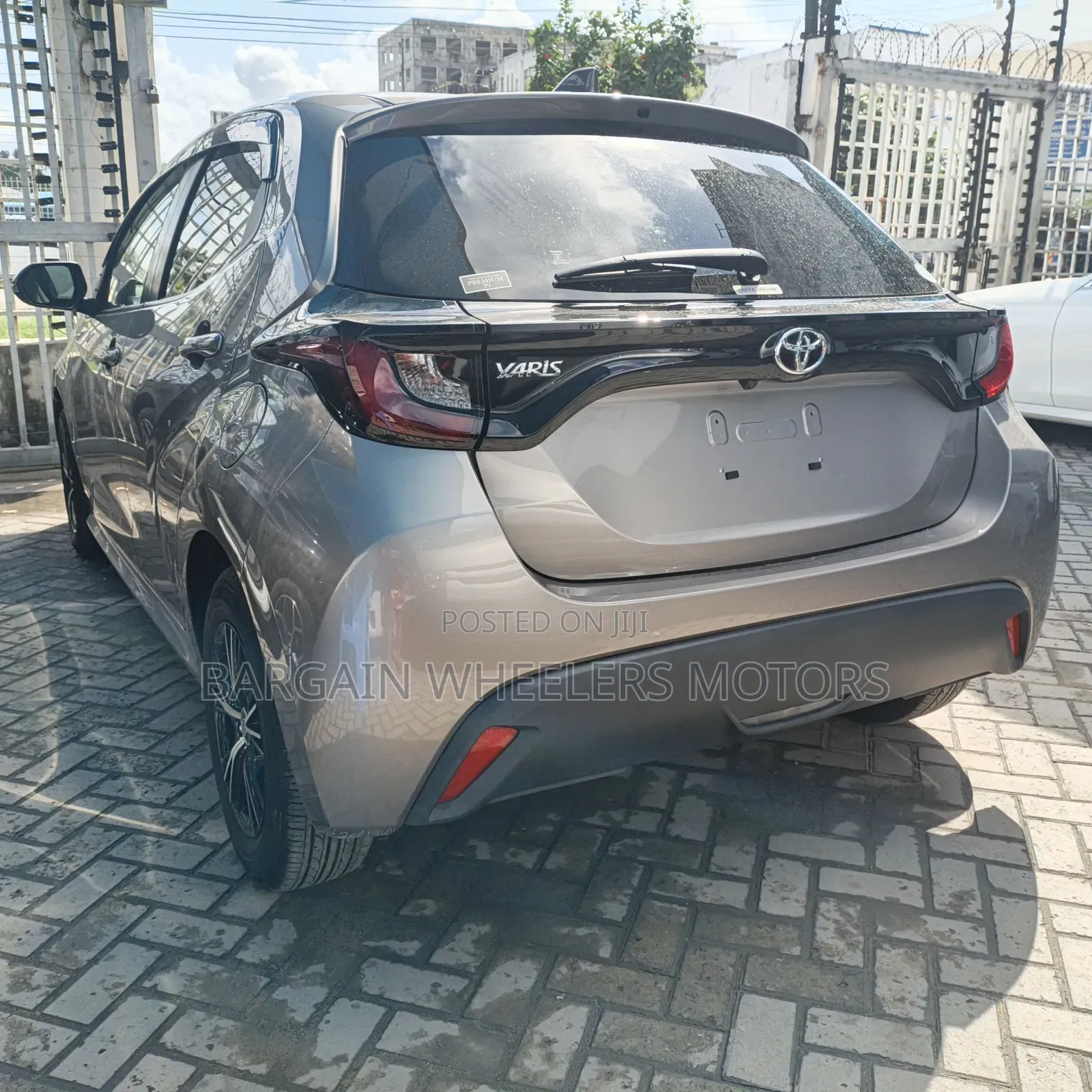 Toyota Yaris 2019 Beige