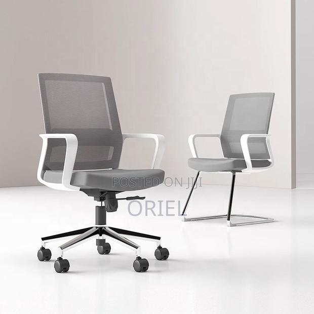 Office Chair : Ergonomic Mid-Back Office Swivel Gray Chair - thumbnail 5