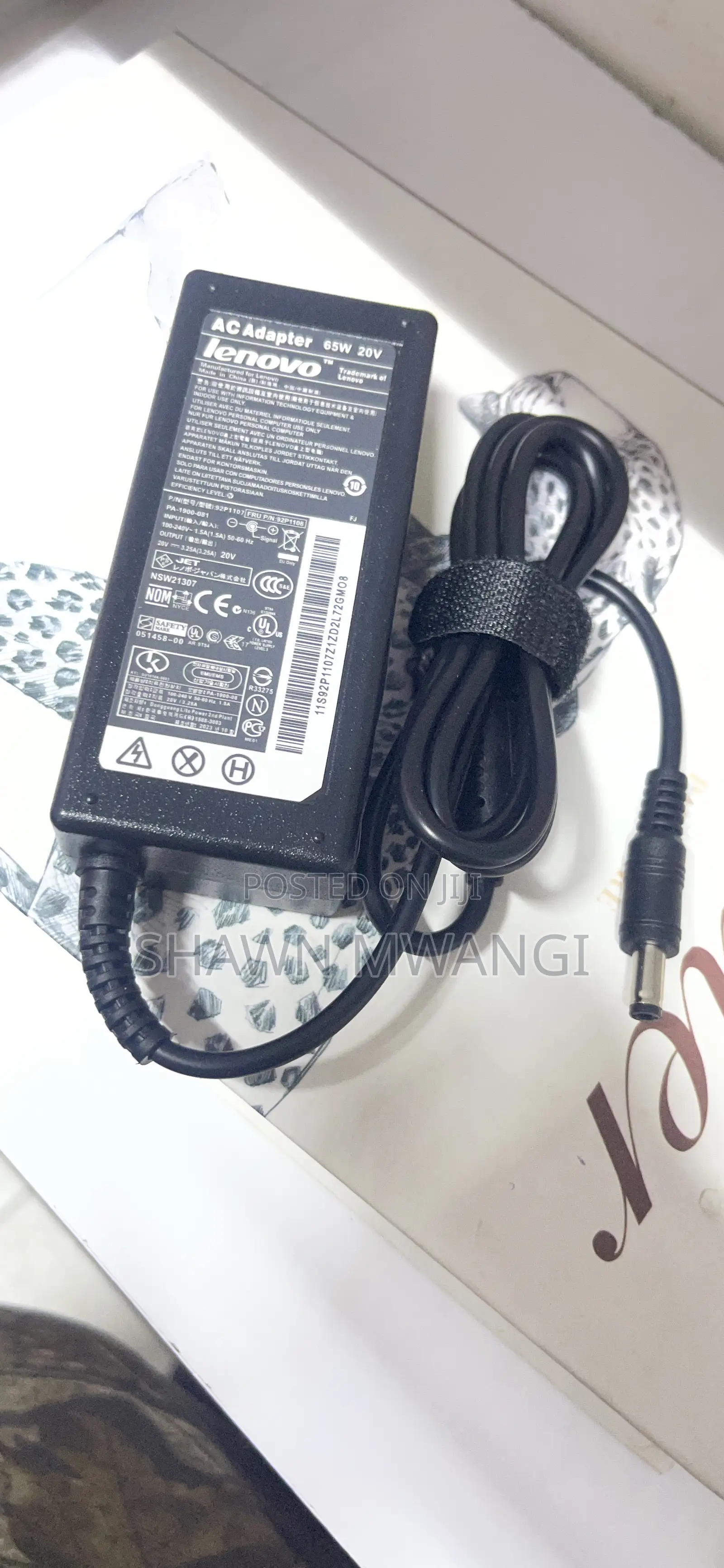 Lenovo Normal Pin Adapter Available