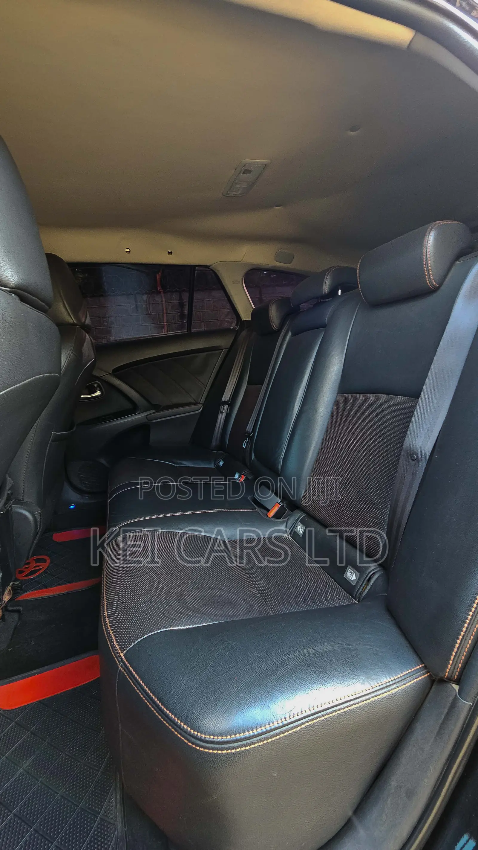Toyota Avensis 2016 Black