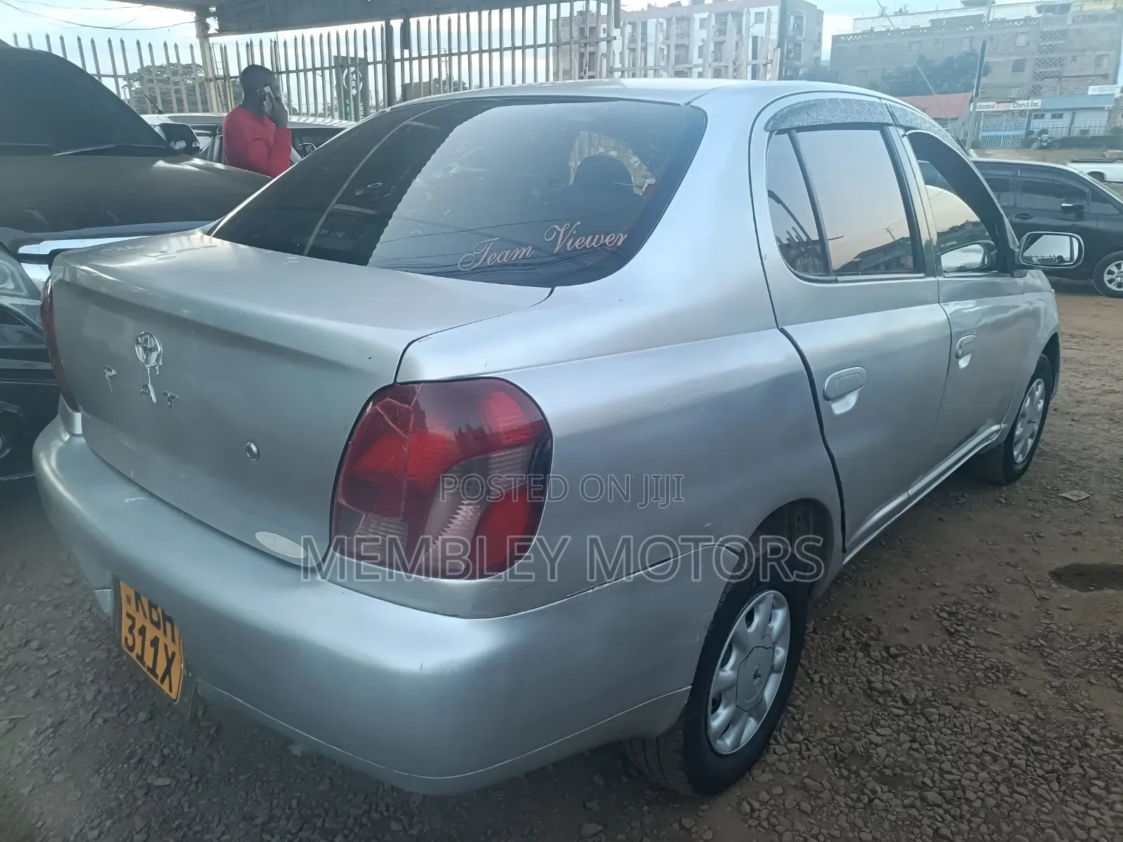 Toyota Platz 2003 Silver