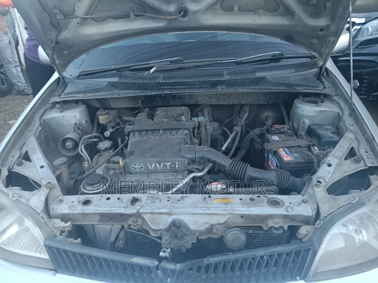Toyota Platz 2003 Silver