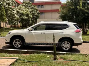 Nissan X-Trail 2015 White