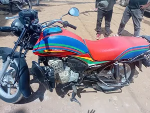 Honda 2022 Red