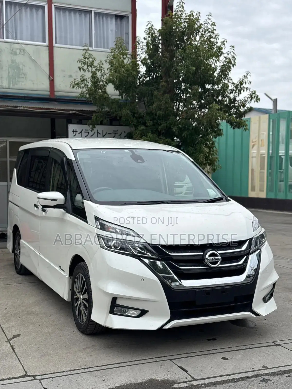 Nissan Serena 2018 White