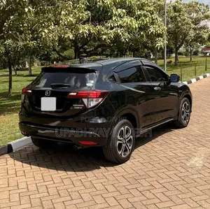 Honda Vezel 2017 Black