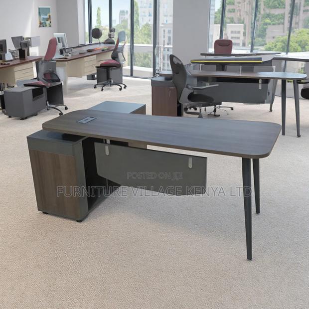 Executive L-Shape Office Desk. - thumbnail 6