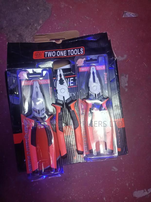 Car And House Pliers