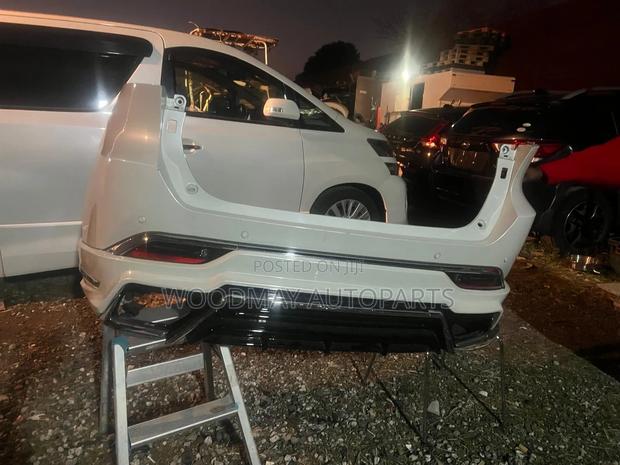 Toyota Harrier 2020 Rear Bumper - thumbnail 3
