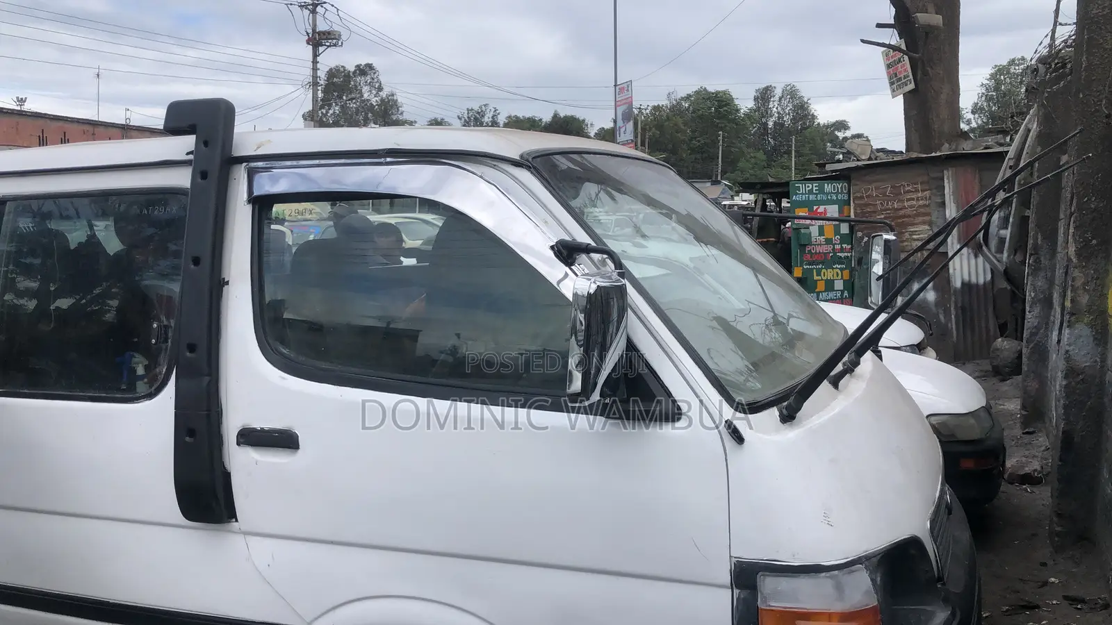 Toyota HiAce 2005 White
