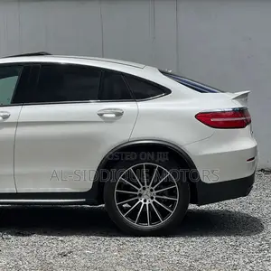 Mercedes-Benz GLC-Class 2019 White