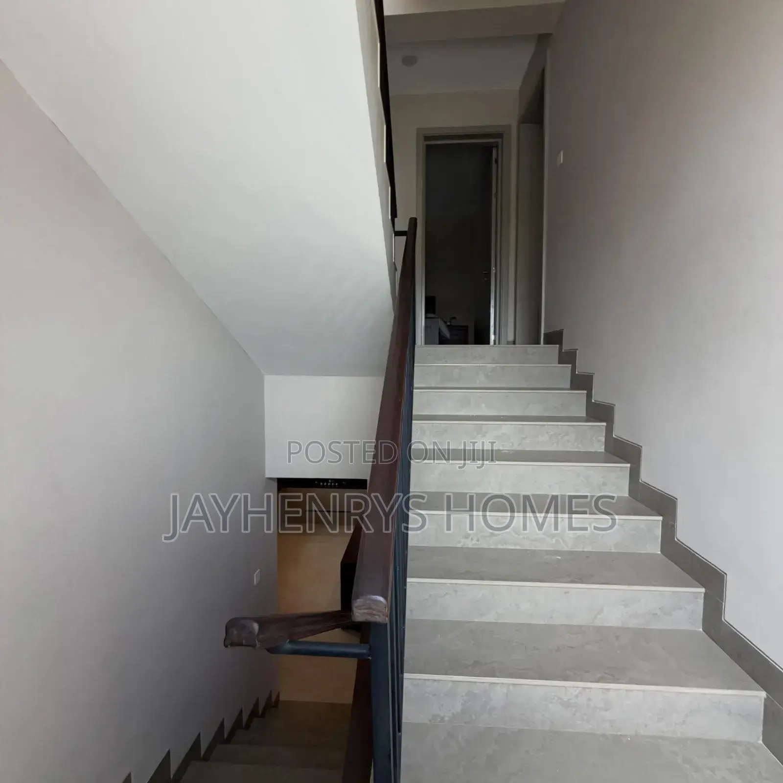 4bdrm House in Phenom Estate for sale