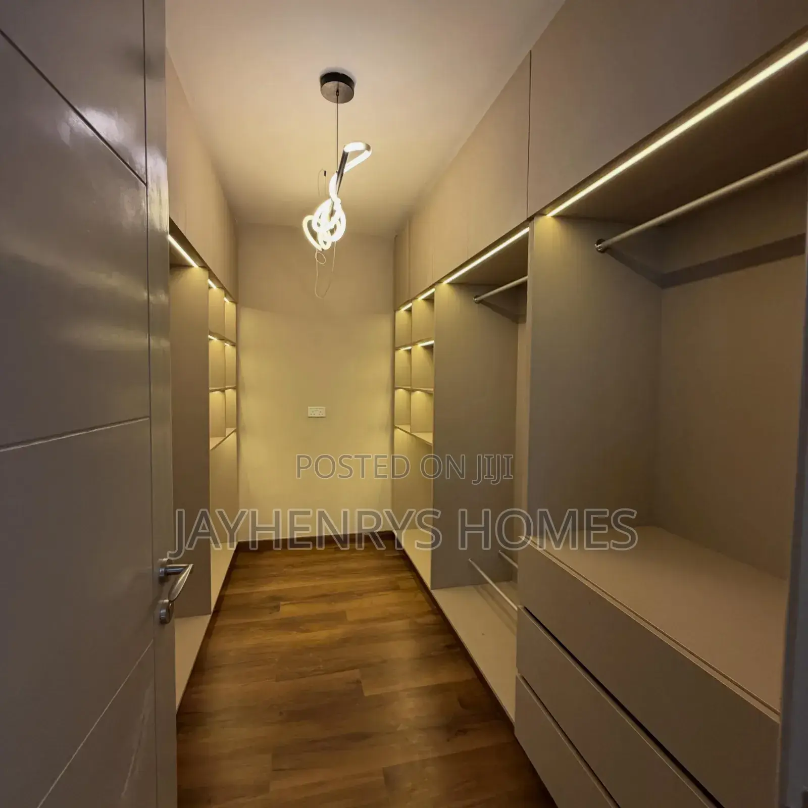 4bdrm House in Phenom Estate for sale