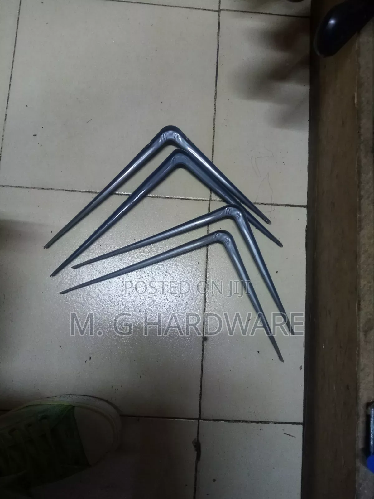 Silver Shelf Brackets 8*10