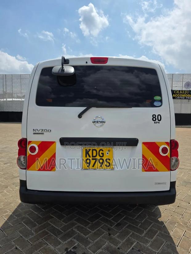 Nissan NV200 2015 White - thumbnail 5