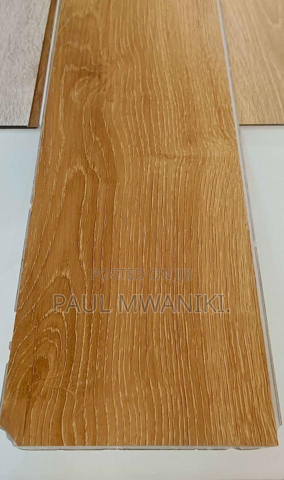 SPC Click Flooring 5mm + Underfelt -100% Waterproof Scratch Resistan - thumbnail 2