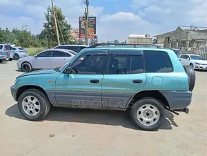 Toyota RAV4 1997 Green