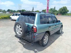 Toyota RAV4 1997 Green