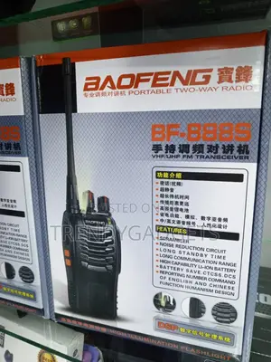 Baofeng Bf-888s Uhf Fm Transceiver With Flashlight