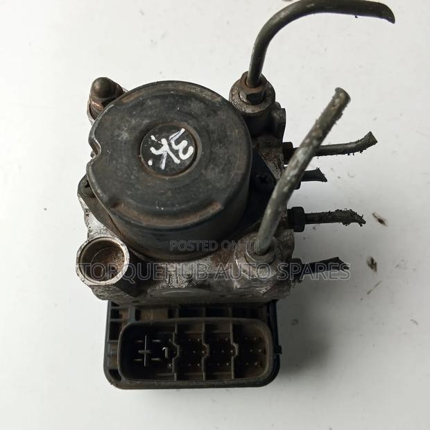 Toyota Ipsum Abs Motor  - thumbnail 2