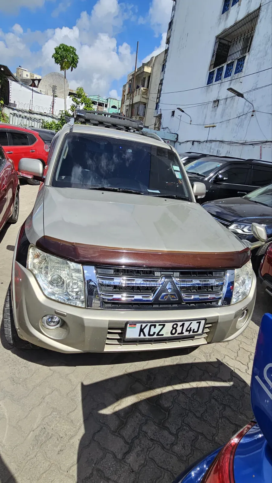 Mitsubishi Pajero V80 3.2 DI-D 2015 Gray