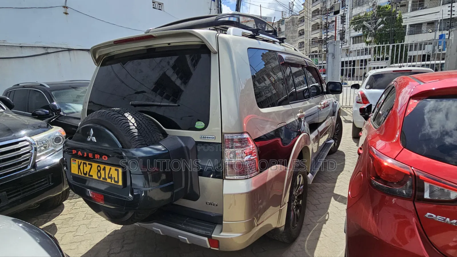 Mitsubishi Pajero V80 3.2 DI-D 2015 Gray