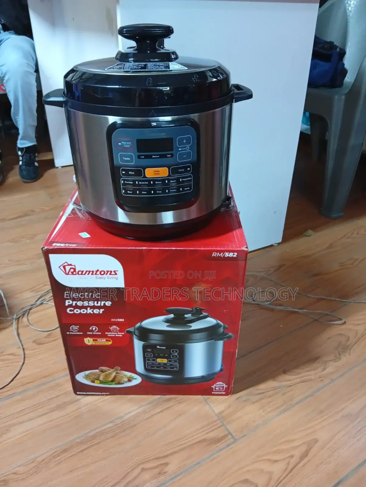 Ramtons Rm/582-Electric Pressure Cooker- Black (1yr Wrty)