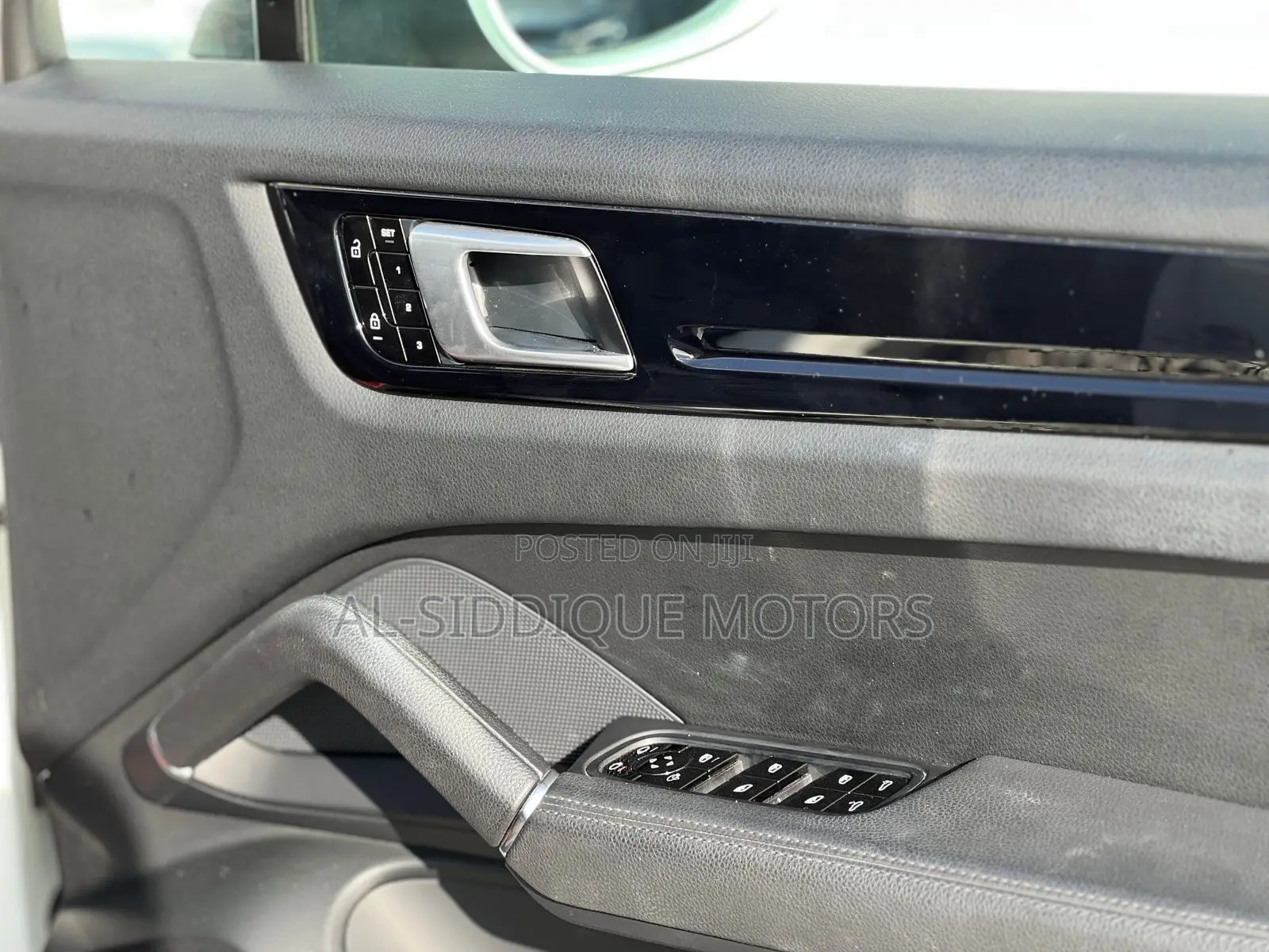 Porsche Cayenne 2020 White