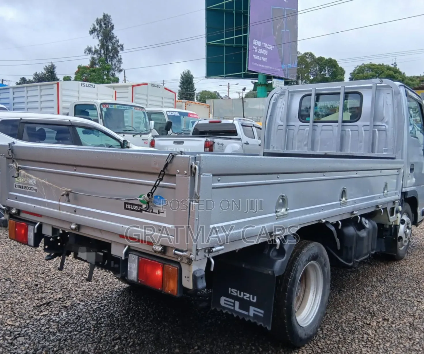 Isuzu Elf 2019 Silver