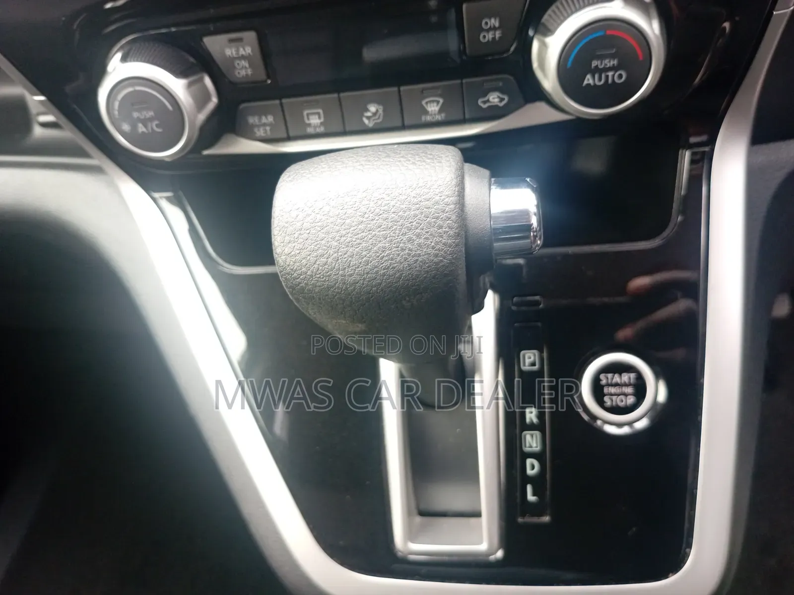 Nissan Note 2019 Red