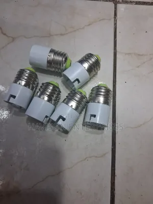 Pin to Screw Bulb Holders(Converters)
