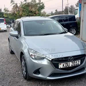 Mazda Demio 2017 Silver