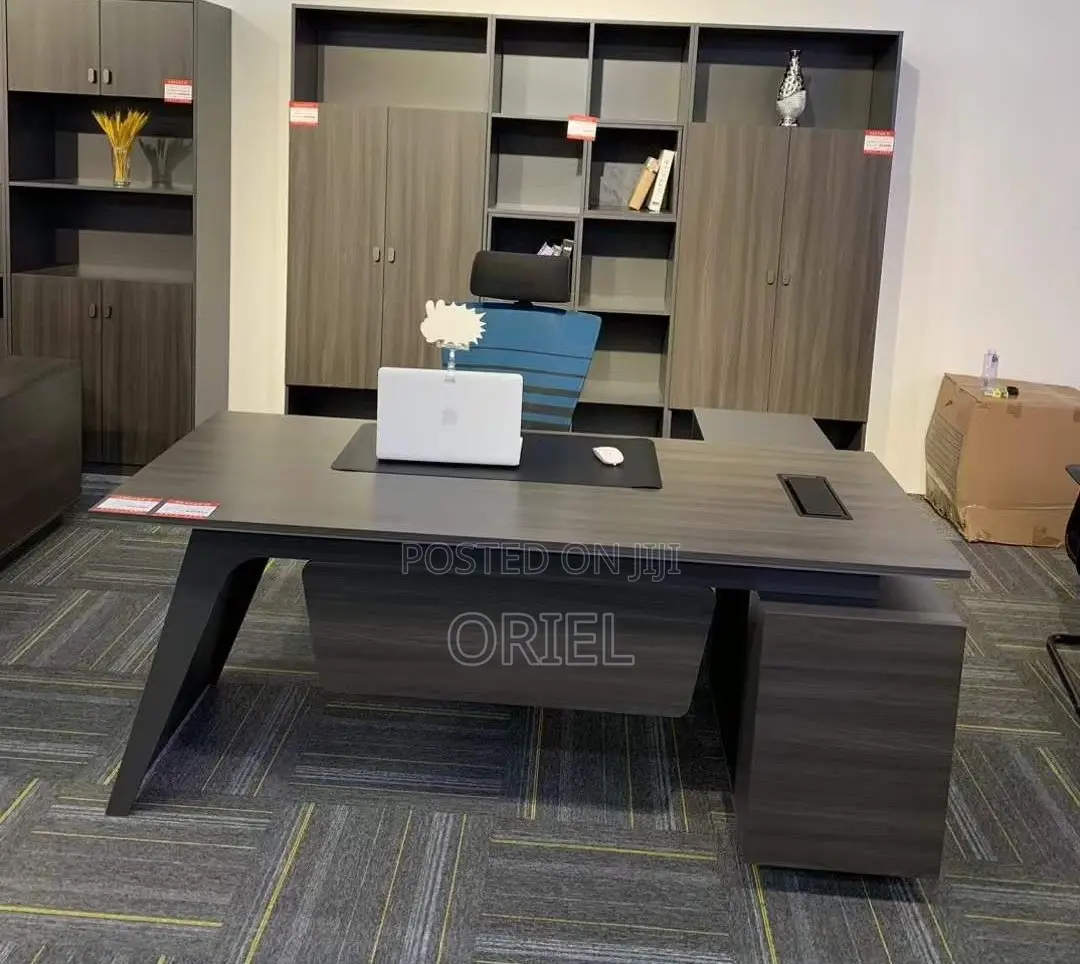 Office Desk : Executive 160cm Office Desk