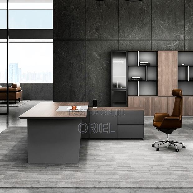 Office Desk : Executive 160cm Office Desk - thumbnail 12