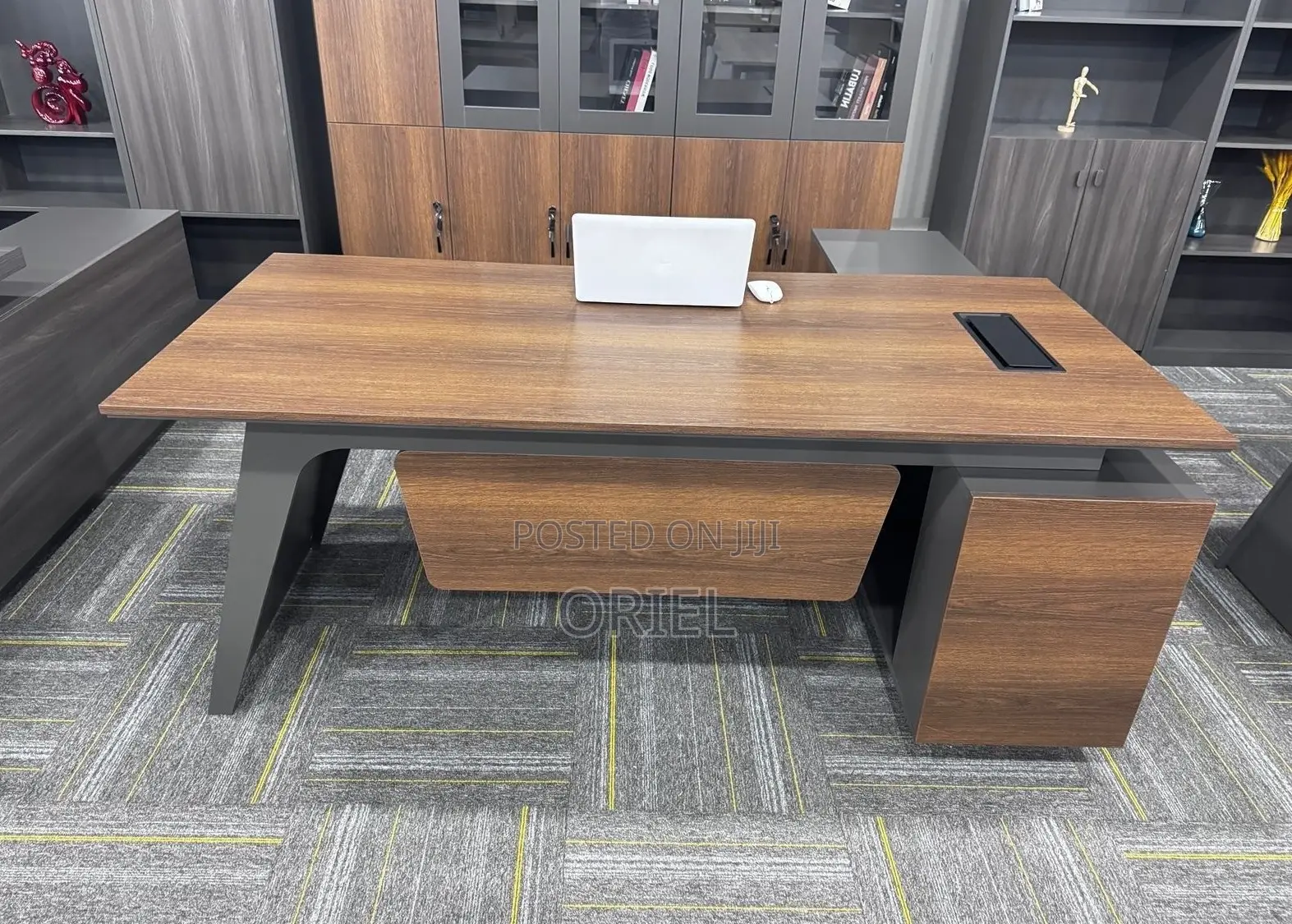 Office Desk : Executive 160cm Office Desk