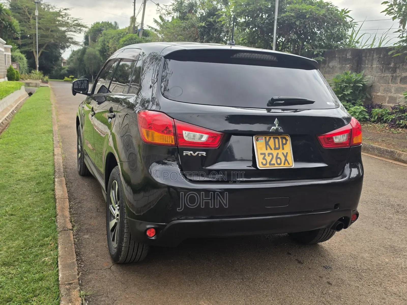Mitsubishi RVR 2016 Black