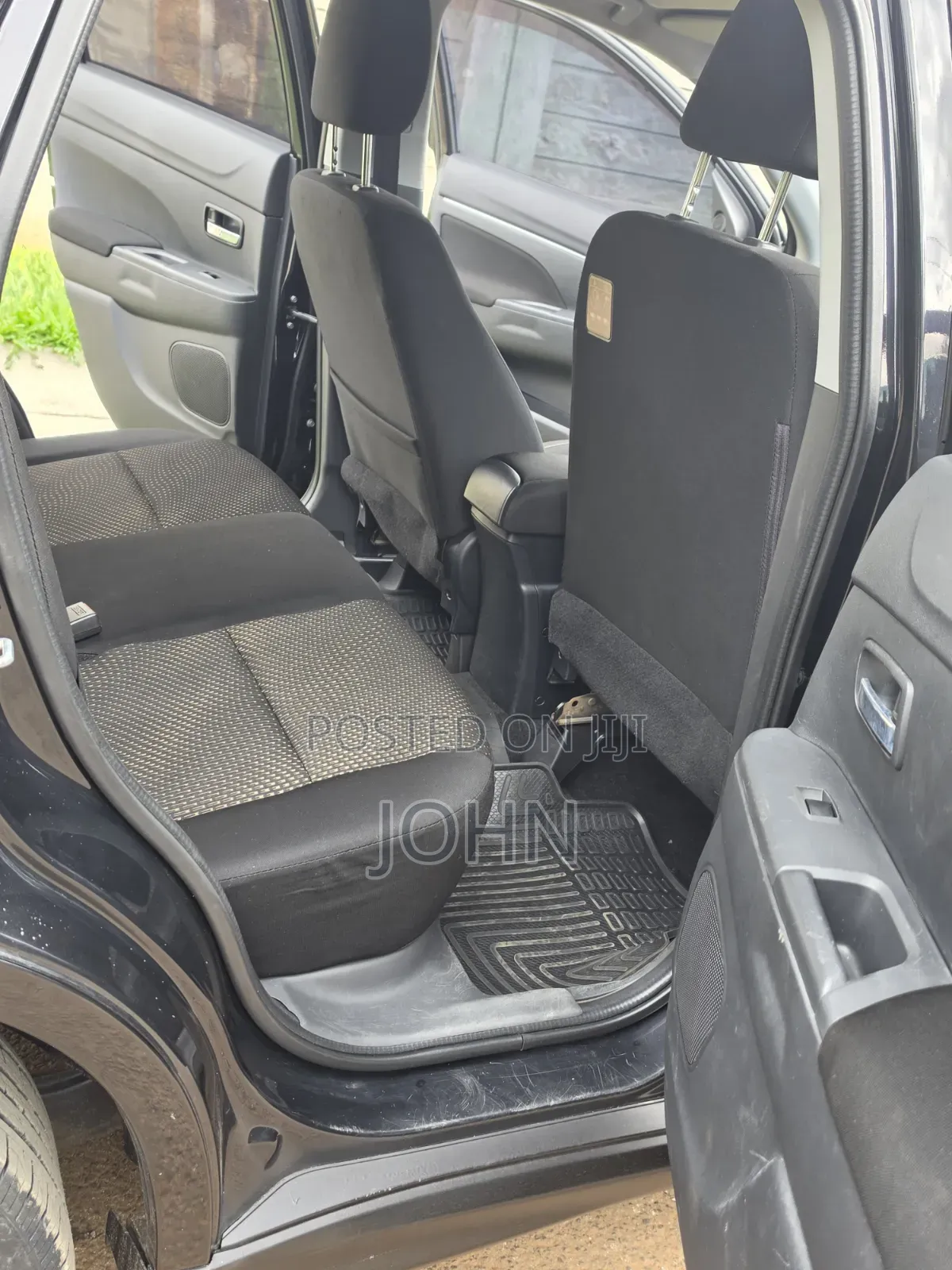 Mitsubishi RVR 2016 Black