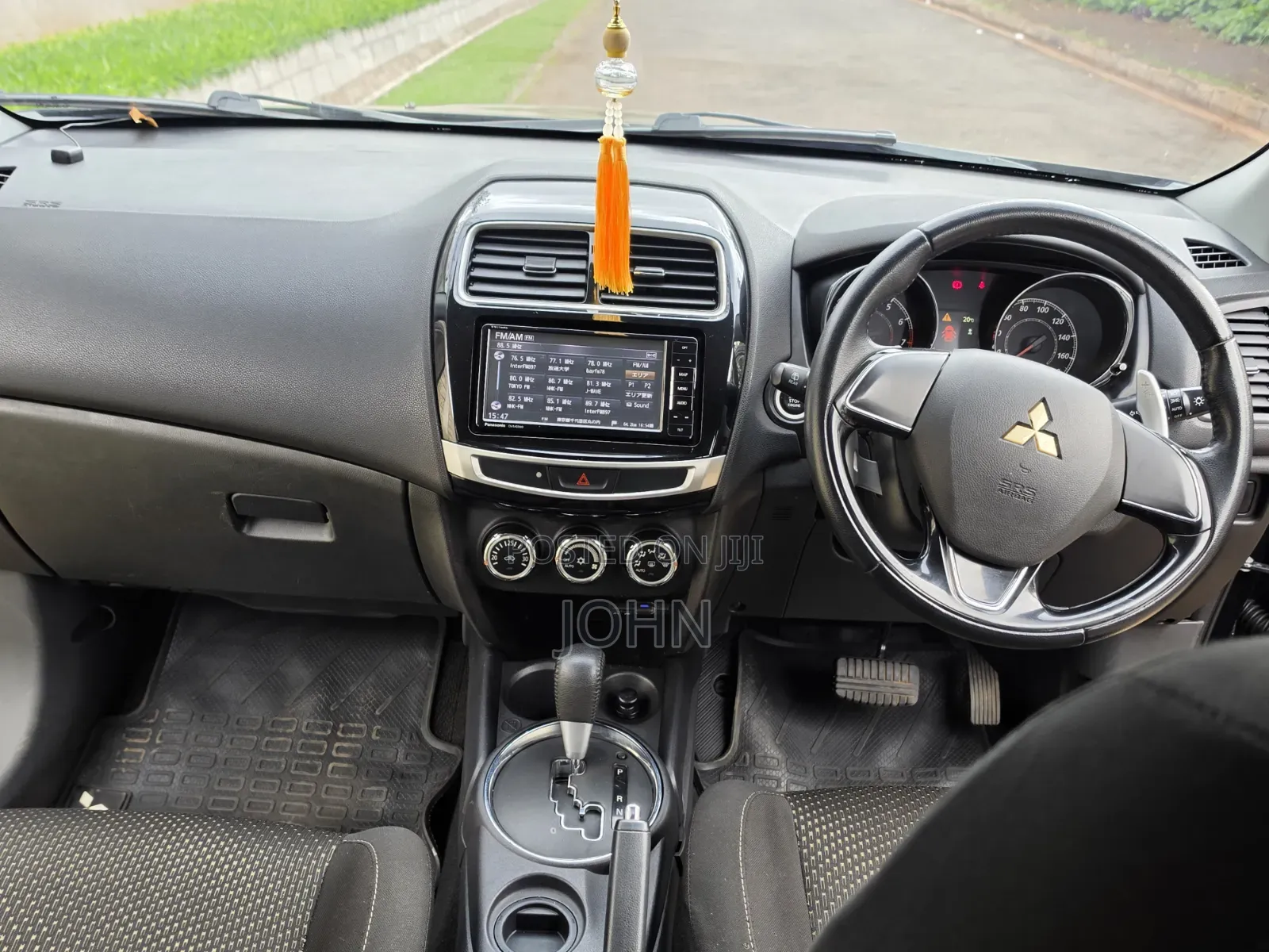 Mitsubishi RVR 2016 Black