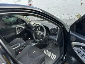 Toyota Vanguard 2010 Black