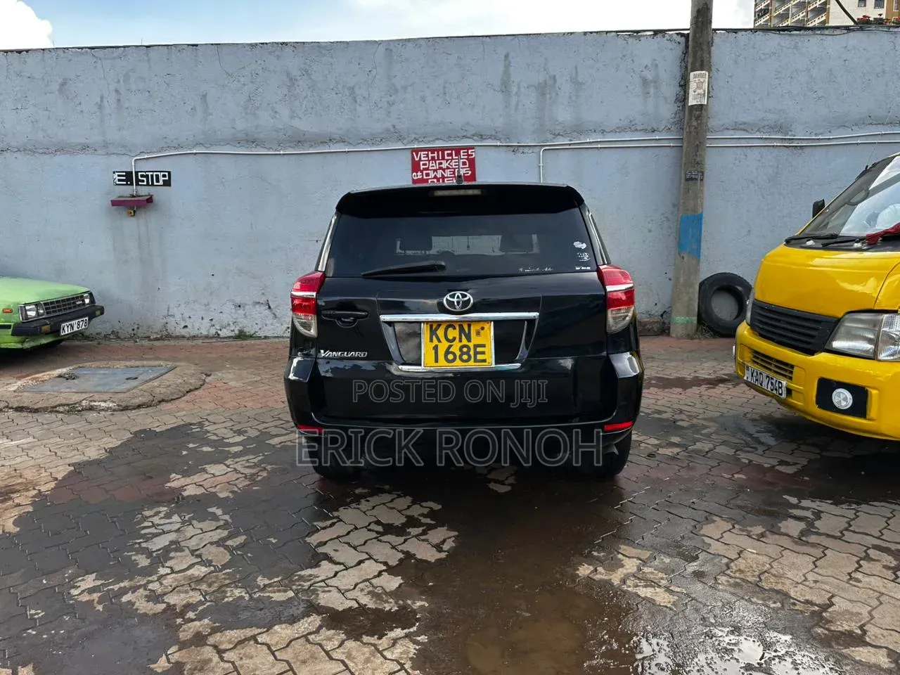 Toyota Vanguard 2010 Black