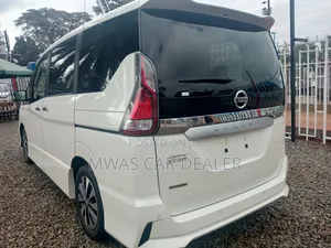 Nissan Serena 2019 White