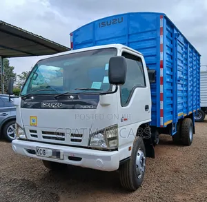 Isuzu NPR 2015 White