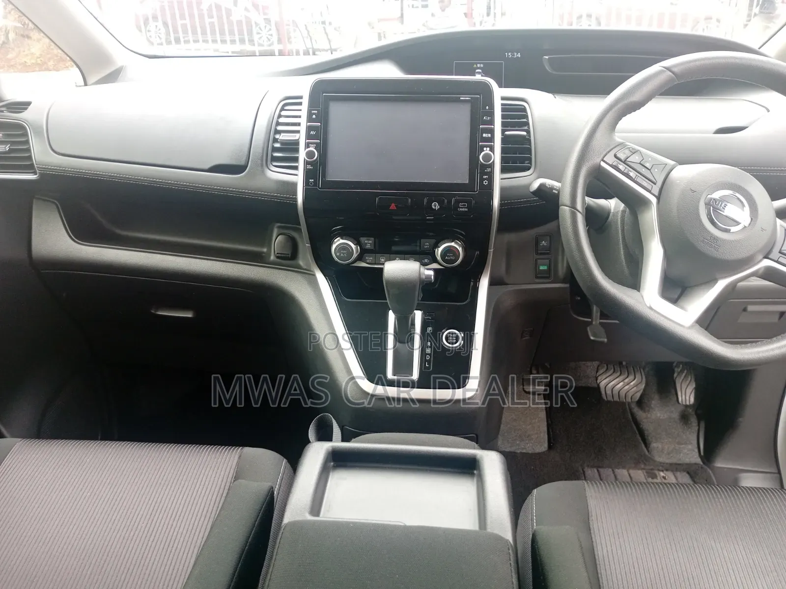 Nissan Serena 2019 White